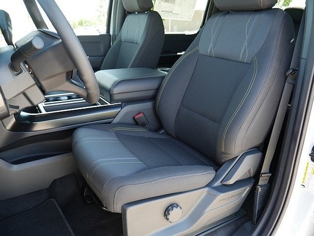 2025 Ford F-150 STX CREW 4WD