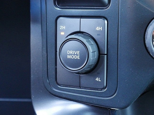 2025 Ford F-150 STX CREW 4WD