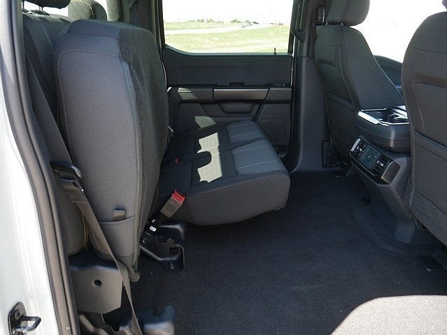 2025 Ford F-150 STX CREW 4WD