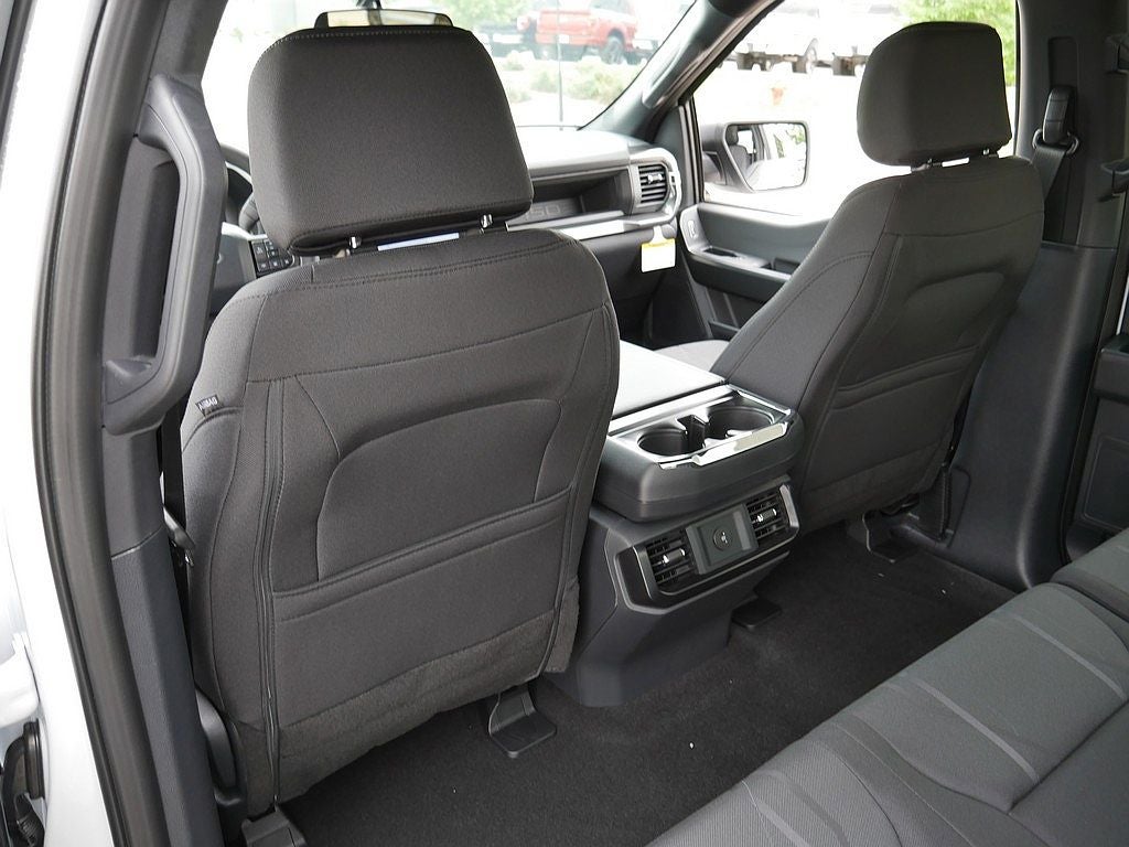 2026 Ford F-150 STX CREW 4WD