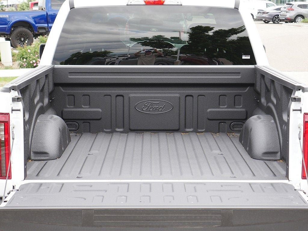 2026 Ford F-150 STX CREW 4WD