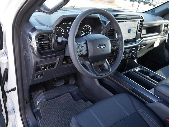 2026 Ford F-150 STX CREW 4WD