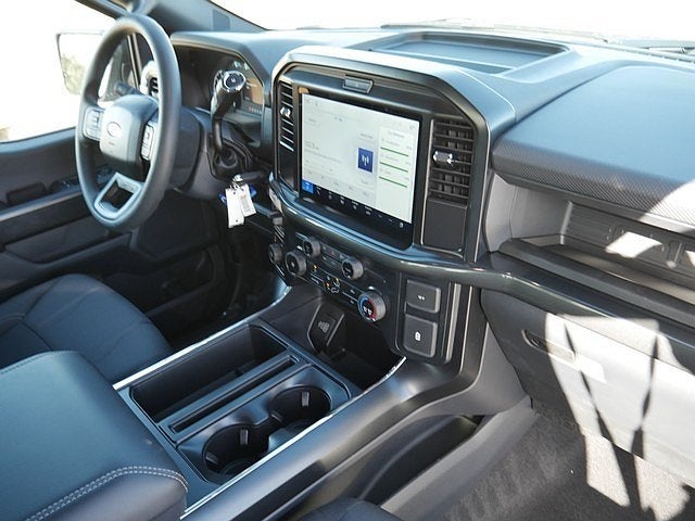 2026 Ford F-150 STX CREW 4WD