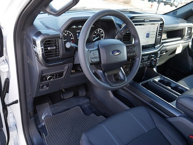 2026 Ford F-150 STX CREW 4WD