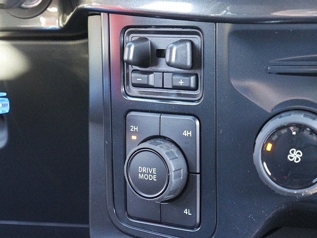 2026 Ford F-150 STX CREW 4WD