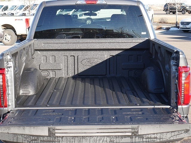 2026 Ford F-150 STX CREW 4WD