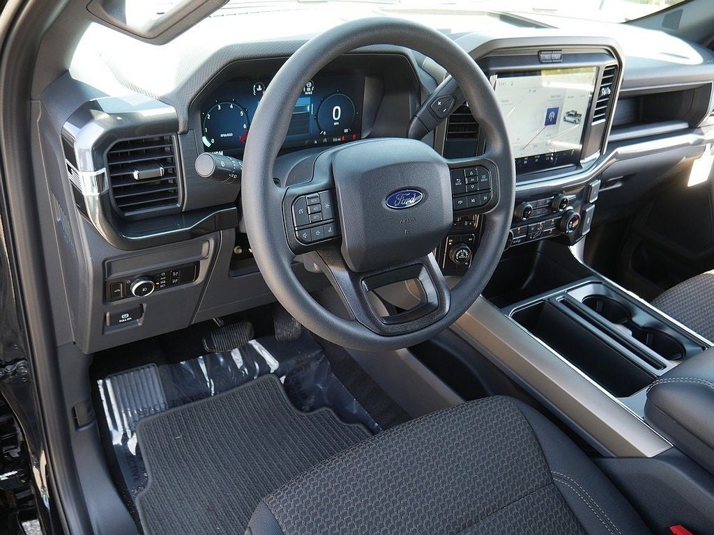 2026 Ford F-150 STX CREW 4WD