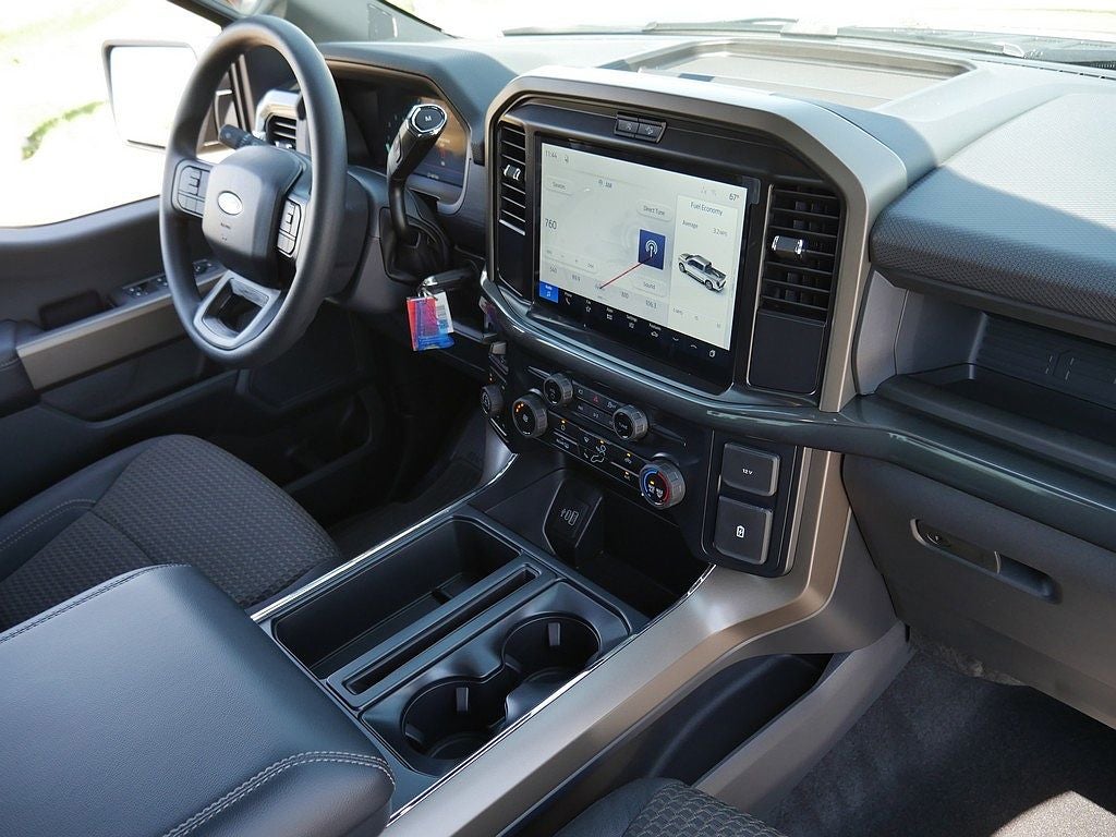 2026 Ford F-150 STX CREW 4WD