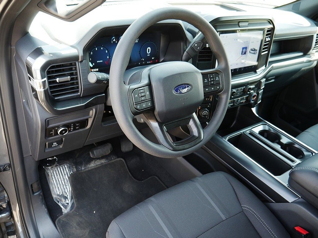 2026 Ford F-150 STX CREW 4WD
