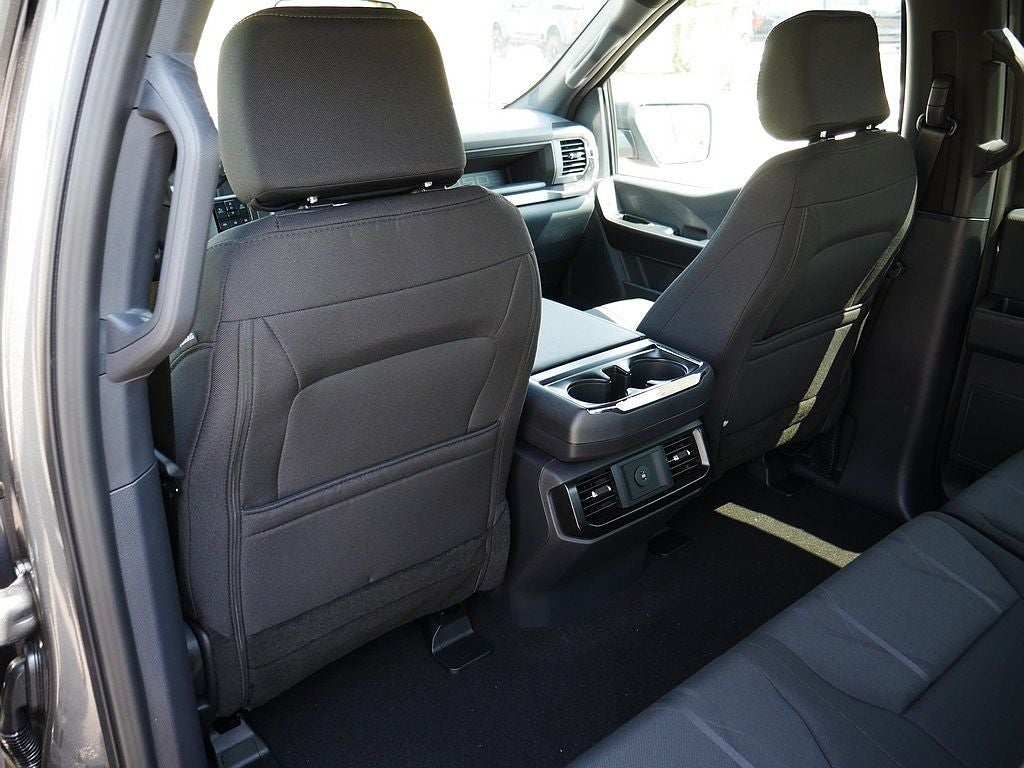 2026 Ford F-150 STX CREW 4WD
