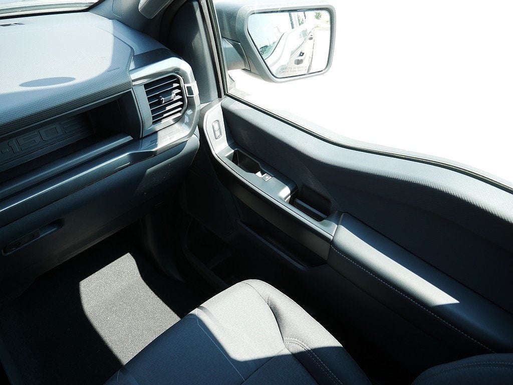 2026 Ford F-150 STX CREW 4WD