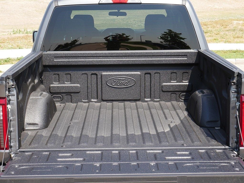 2026 Ford F-150 STX CREW 4WD