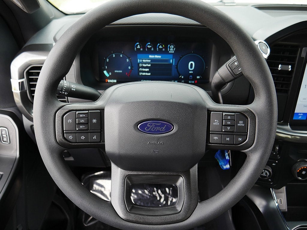 2026 Ford F-150 STX CREW 4WD