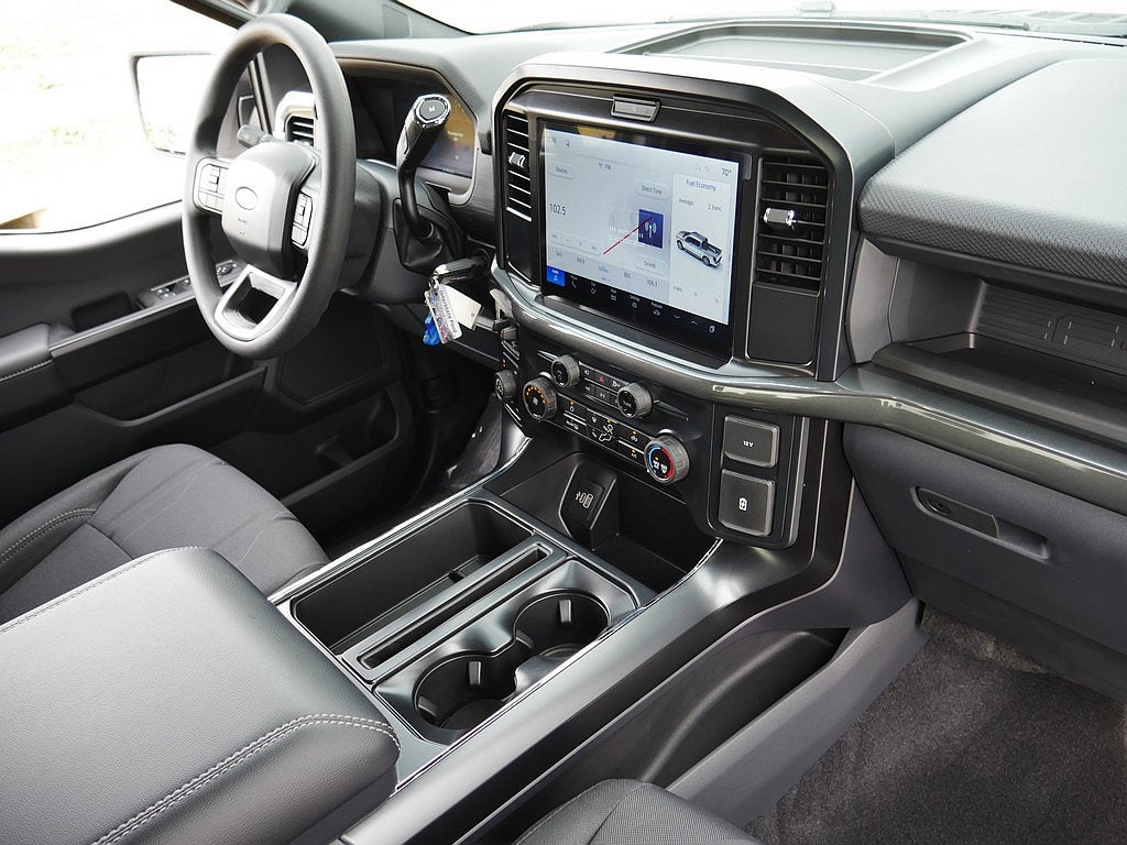 2026 Ford F-150 STX CREW 4WD
