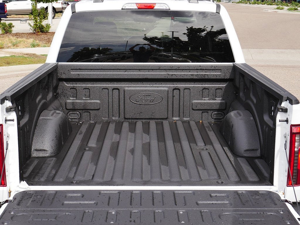 2026 Ford F-150 STX CREW 4WD