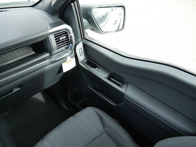 2026 Ford F-150 STX CREW 4WD