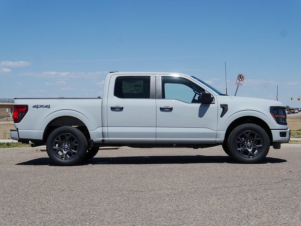 2026 Ford F-150 STX CREW 4WD