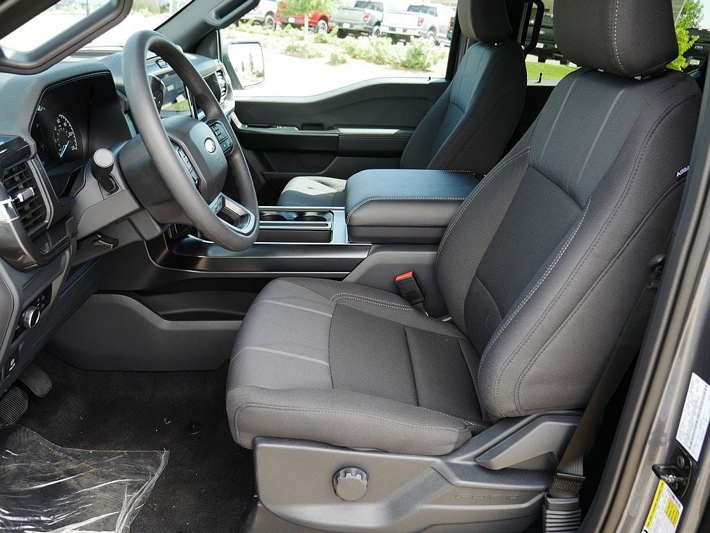 2026 Ford F-150 STX CREW 4WD