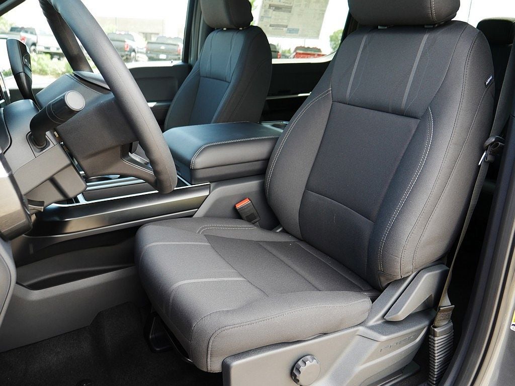 2026 Ford F-150 STX CREW 4WD