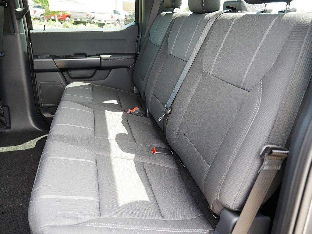 2026 Ford F-150 STX CREW 4WD