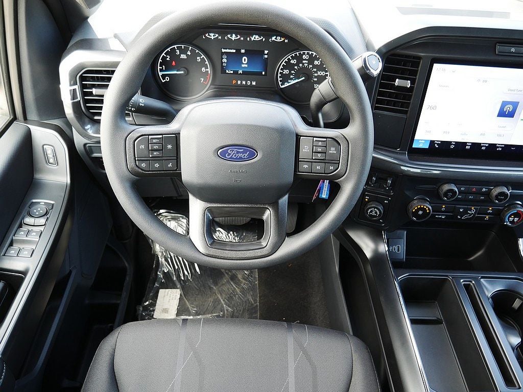 2026 Ford F-150 STX CREW 4WD