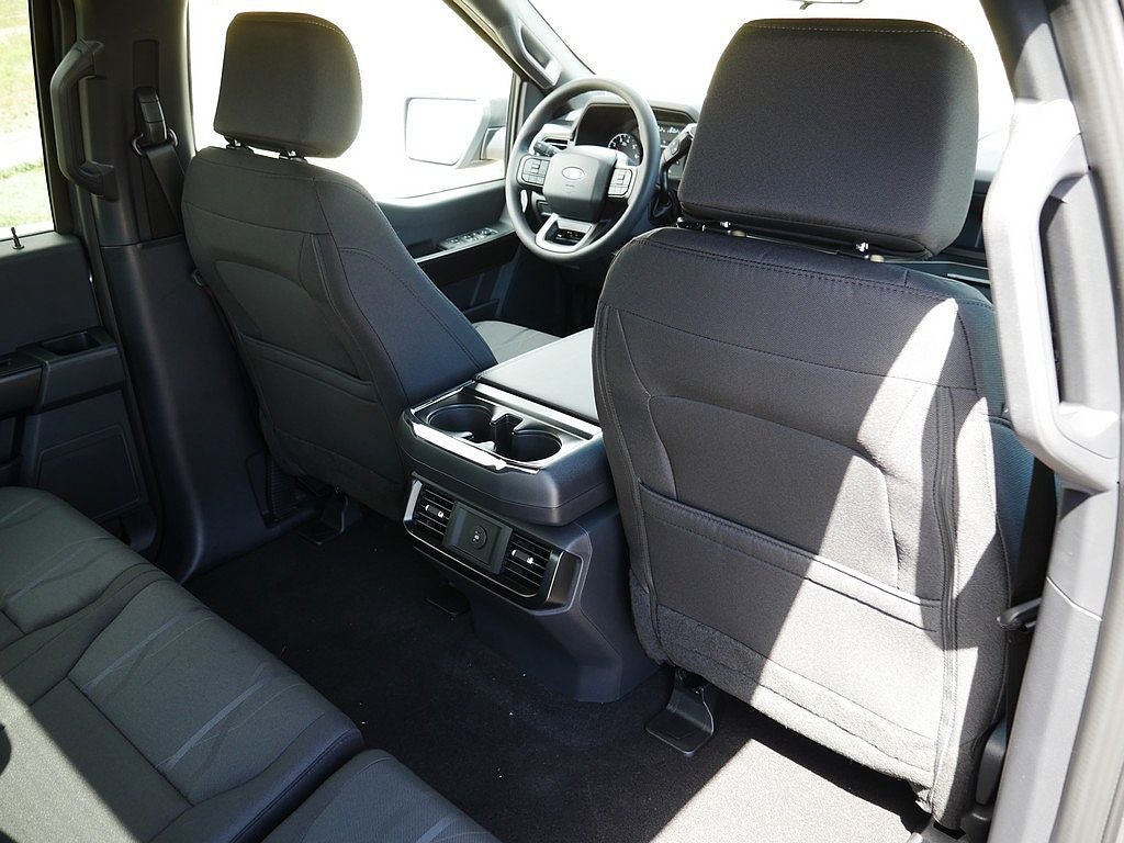 2026 Ford F-150 STX CREW 4WD