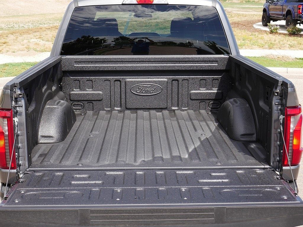 2026 Ford F-150 STX CREW 4WD