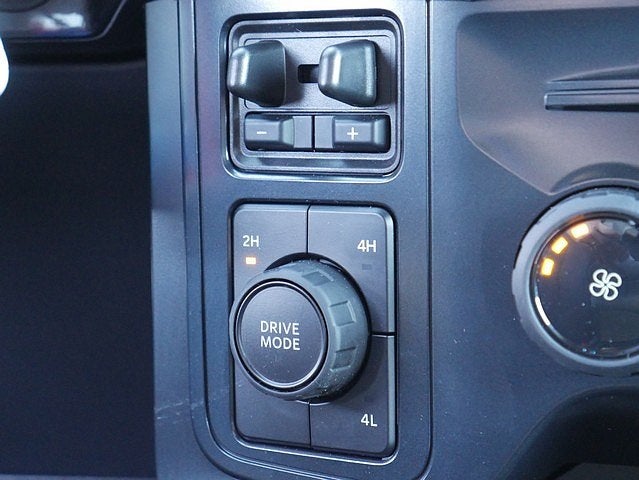 2026 Ford F-150 STX CREW 4WD