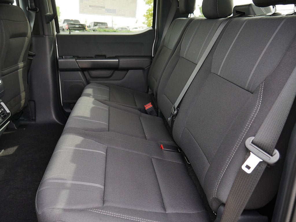 2026 Ford F-150 STX CREW 4WD