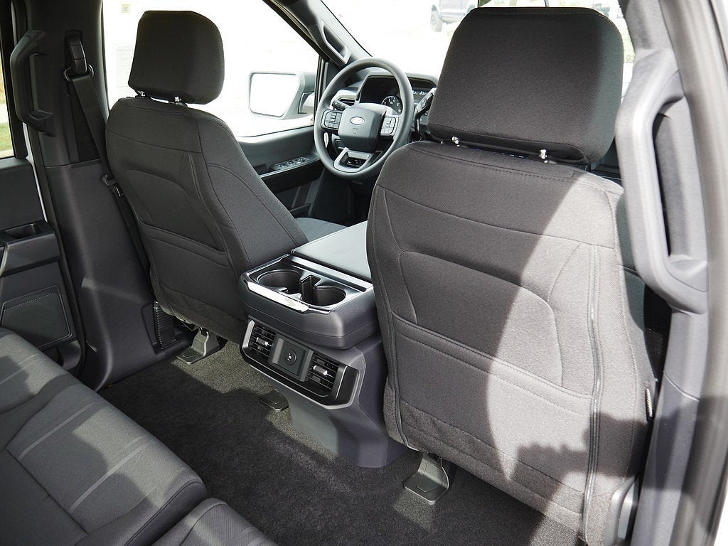 2026 Ford F-150 STX CREW 4WD