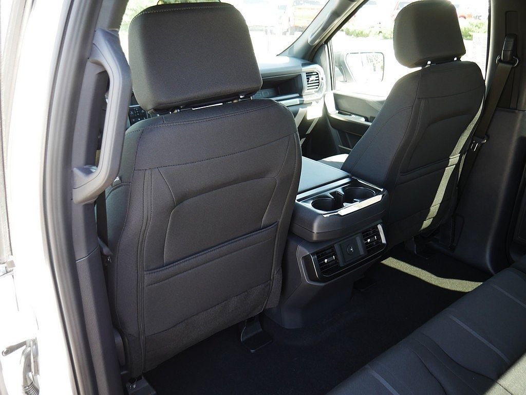 2026 Ford F-150 STX CREW 4WD
