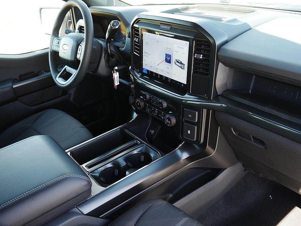 2026 Ford F-150 STX CREW 4WD