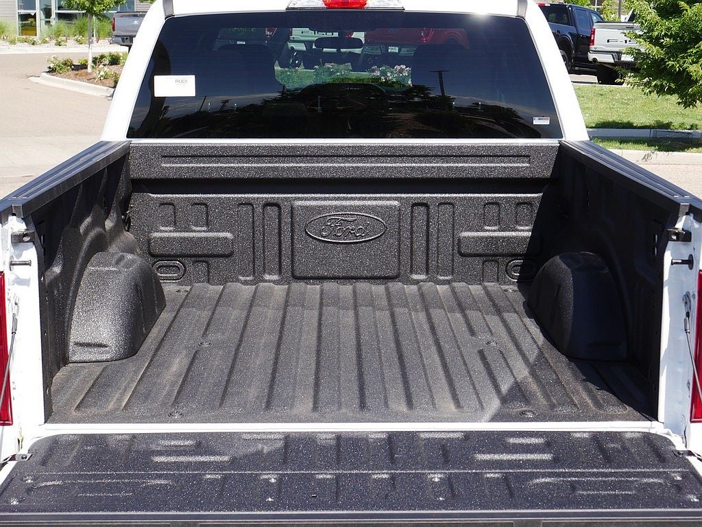 2026 Ford F-150 STX CREW 4WD