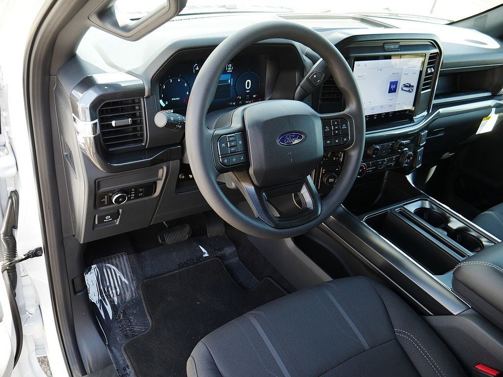 2026 Ford F-150 STX CREW 4WD