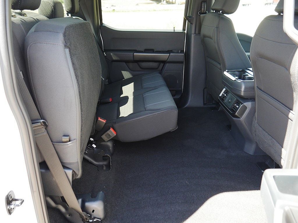 2026 Ford F-150 STX CREW 4WD