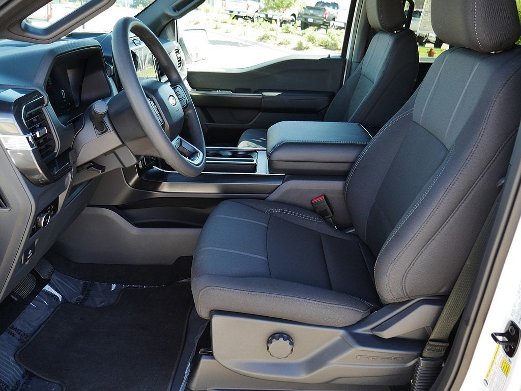 2026 Ford F-150 STX CREW 4WD
