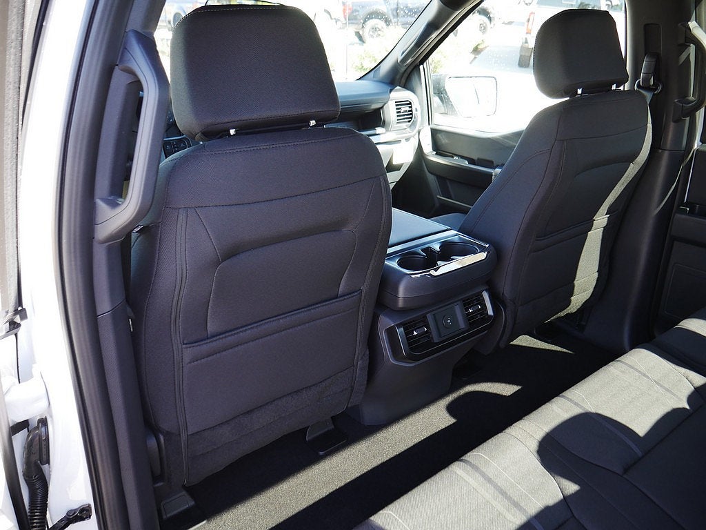 2026 Ford F-150 STX CREW 4WD