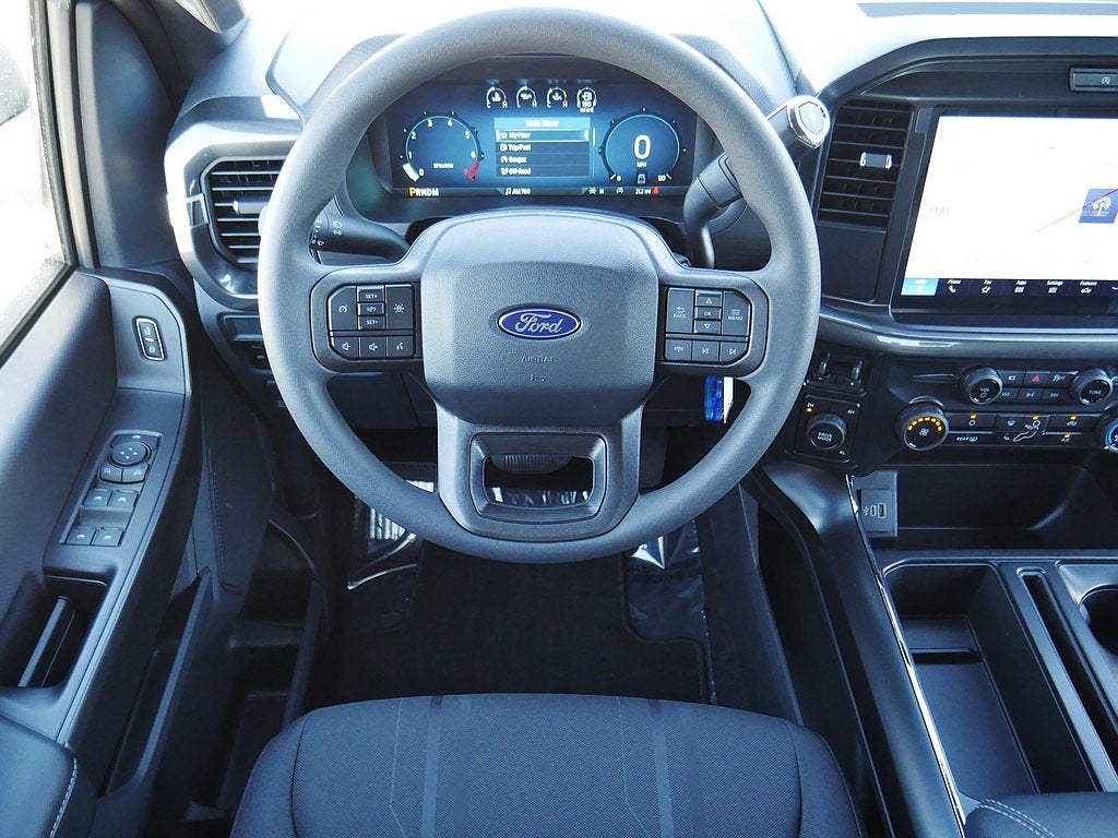2026 Ford F-150 STX CREW 4WD