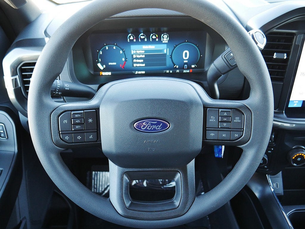 2026 Ford F-150 STX CREW 4WD