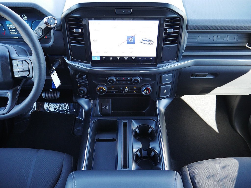 2026 Ford F-150 STX CREW 4WD