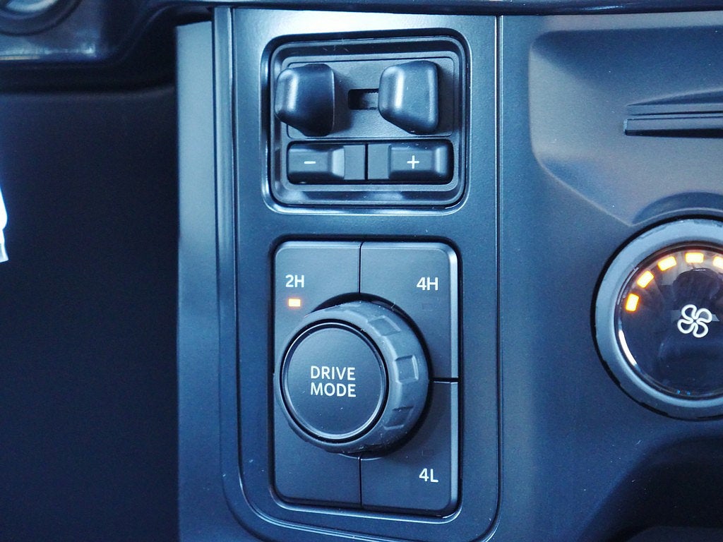 2026 Ford F-150 STX CREW 4WD