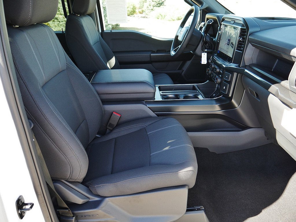 2026 Ford F-150 STX CREW 4WD