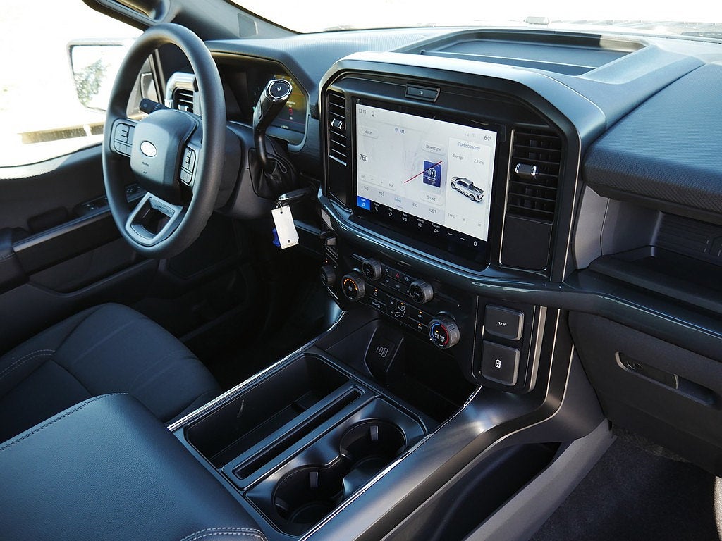 2026 Ford F-150 STX CREW 4WD