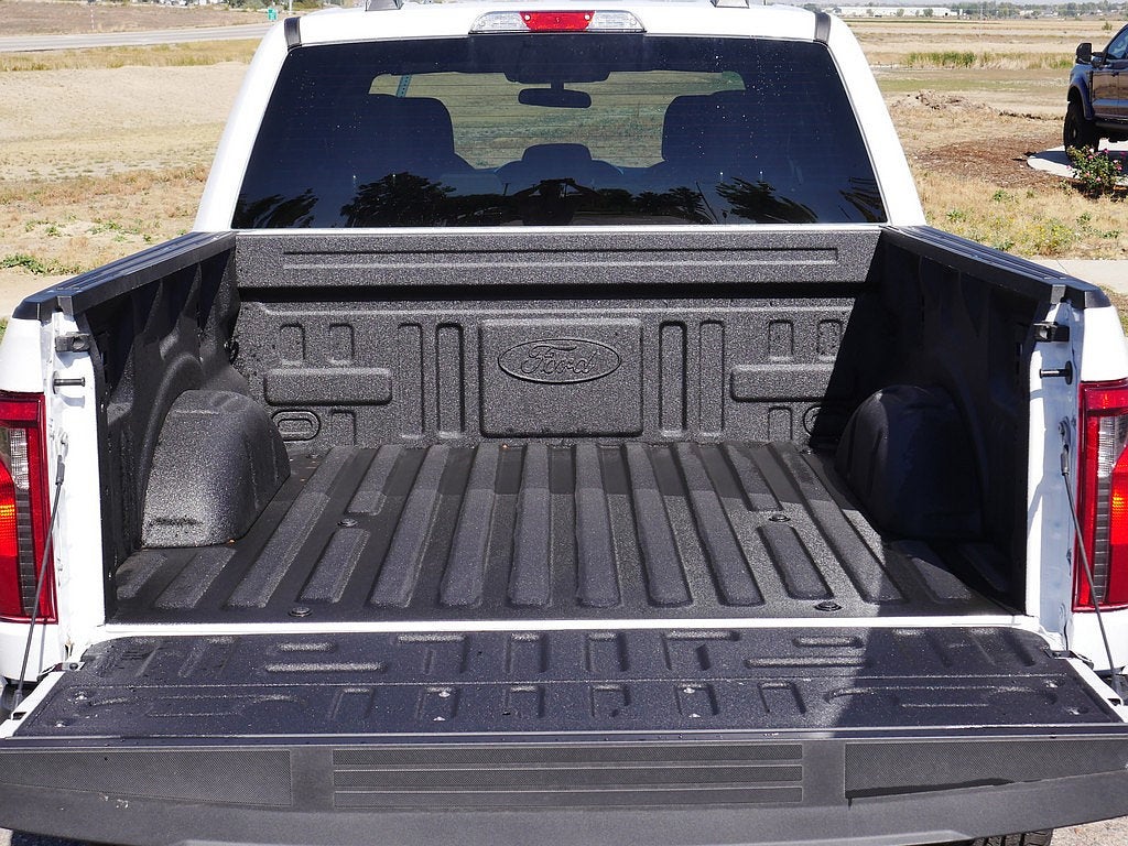 2026 Ford F-150 STX CREW 4WD