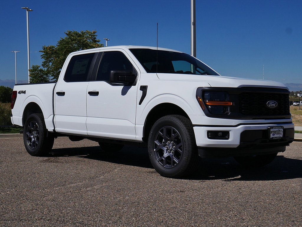 2026 Ford F-150 STX CREW 4WD