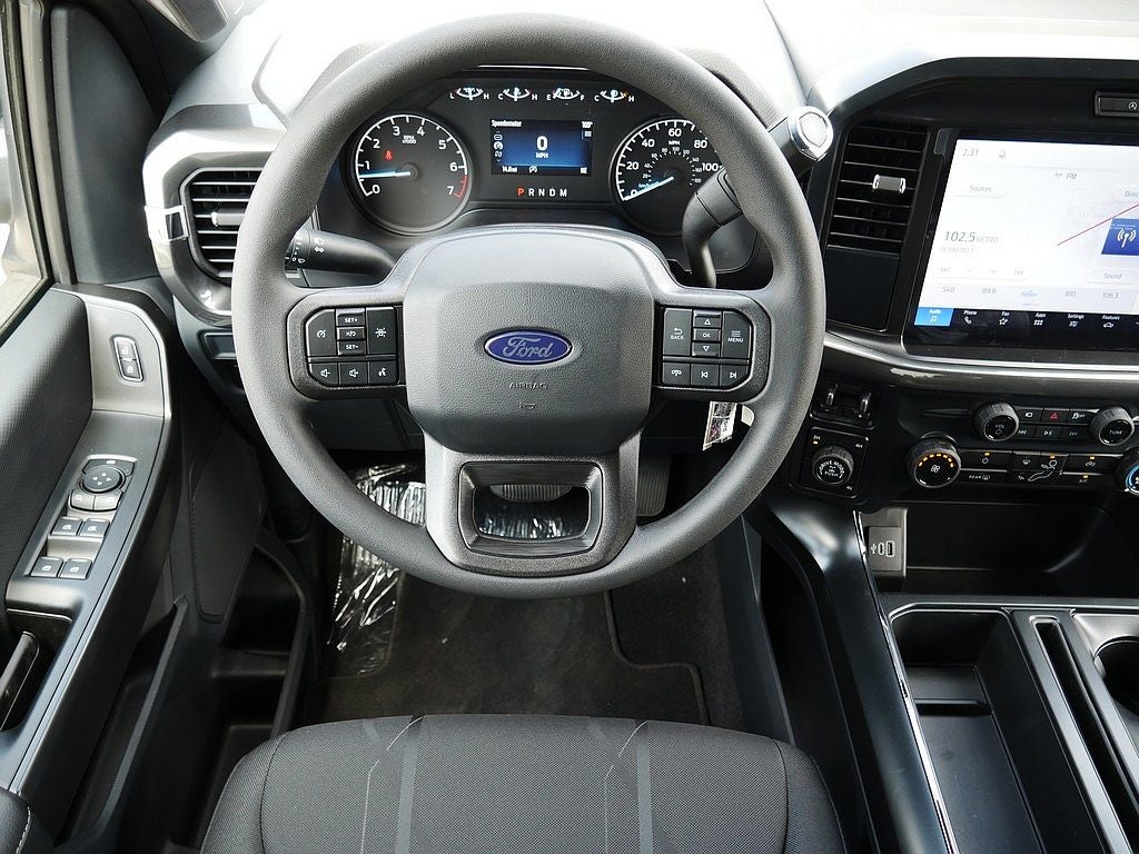 2026 Ford F-150 STX CREW 4WD