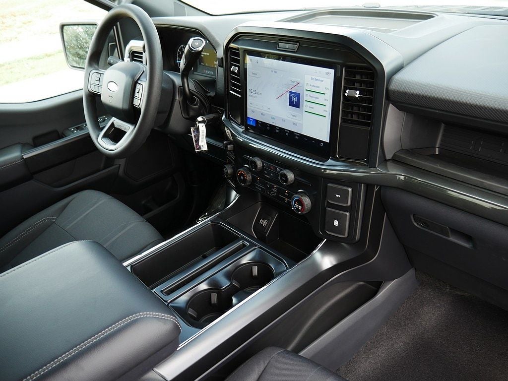 2026 Ford F-150 STX CREW 4WD