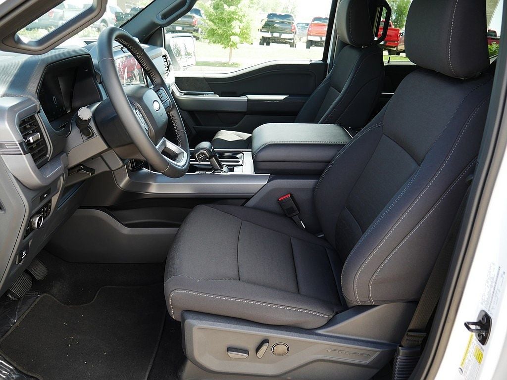 2026 Ford F-150 XLT CREW 4WD