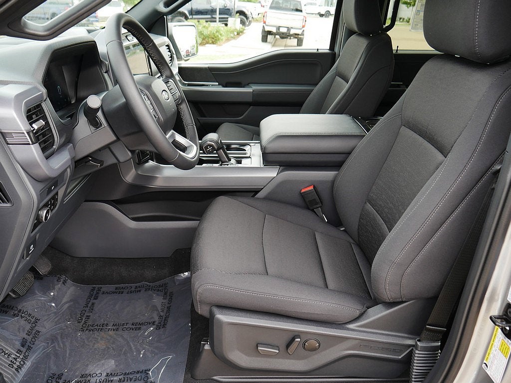 2026 Ford F-150 XLT CREW 4WD