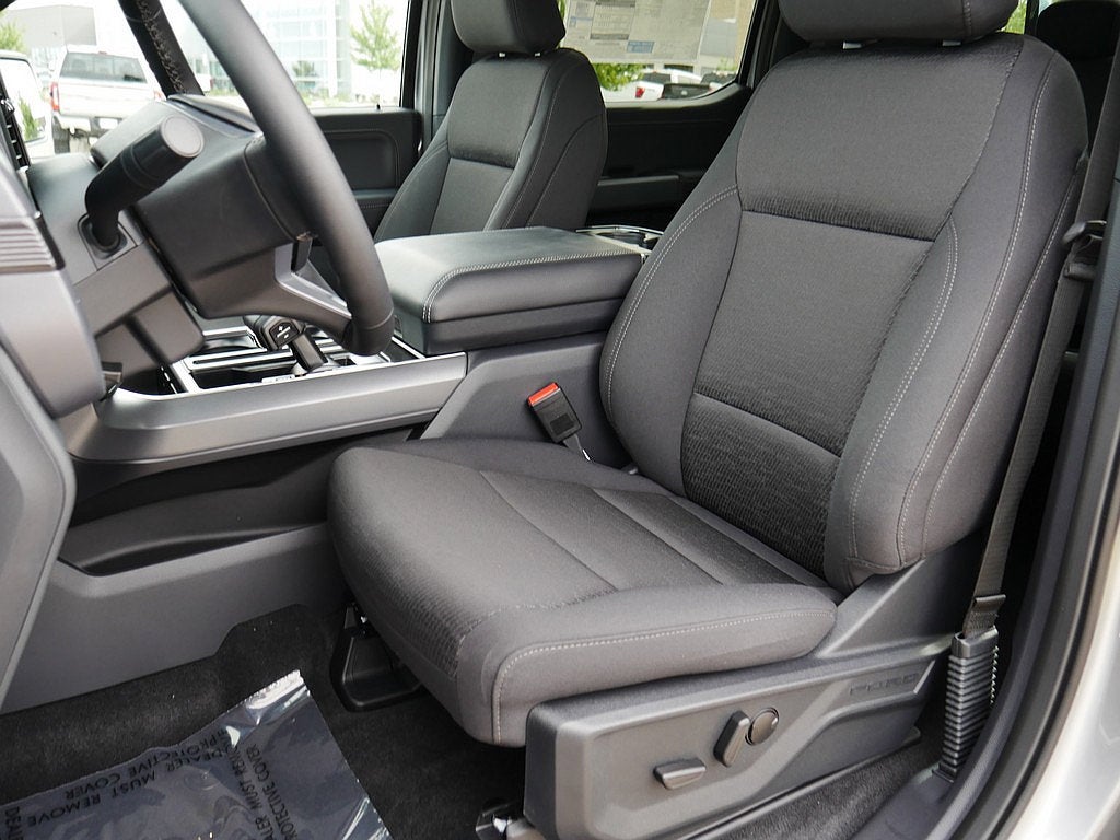 2026 Ford F-150 XLT CREW 4WD